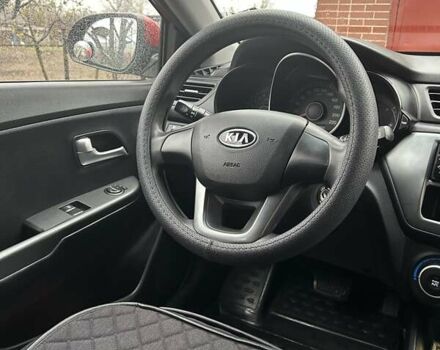 Красный Киа Рио, объемом двигателя 1.4 л и пробегом 181 тыс. км за 6800 $, фото 9 на Automoto.ua