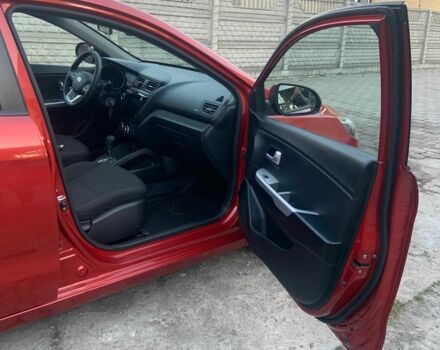 Красный Киа Рио, объемом двигателя 1.4 л и пробегом 123 тыс. км за 8308 $, фото 5 на Automoto.ua