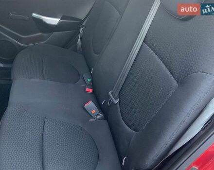 Красный Киа Рио, объемом двигателя 1.4 л и пробегом 123 тыс. км за 8300 $, фото 10 на Automoto.ua