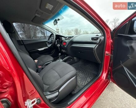 Червоний Кіа Ріо, об'ємом двигуна 1.59 л та пробігом 137 тис. км за 7500 $, фото 32 на Automoto.ua