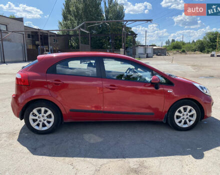 Червоний Кіа Ріо, об'ємом двигуна 1.12 л та пробігом 188 тис. км за 6400 $, фото 10 на Automoto.ua
