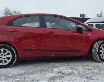 Красный Киа Рио, объемом двигателя 1.12 л и пробегом 97 тыс. км за 6700 $, фото 2 на Automoto.ua