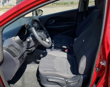 Червоний Кіа Ріо, об'ємом двигуна 1.12 л та пробігом 188 тис. км за 6400 $, фото 11 на Automoto.ua