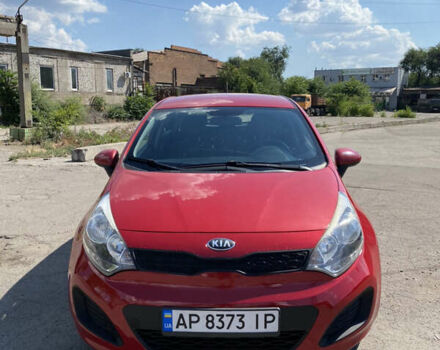 Червоний Кіа Ріо, об'ємом двигуна 1.12 л та пробігом 188 тис. км за 6400 $, фото 3 на Automoto.ua