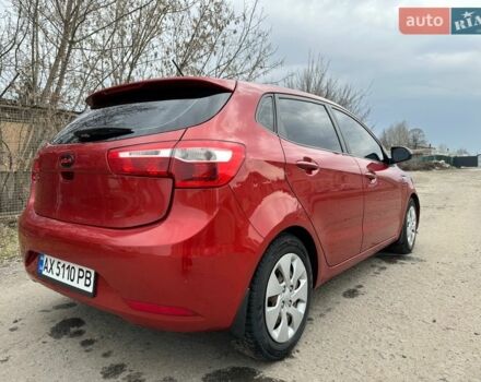Червоний Кіа Ріо, об'ємом двигуна 1.59 л та пробігом 137 тис. км за 7500 $, фото 13 на Automoto.ua