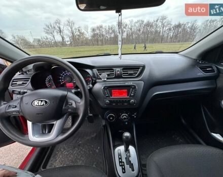 Червоний Кіа Ріо, об'ємом двигуна 1.59 л та пробігом 137 тис. км за 7500 $, фото 25 на Automoto.ua