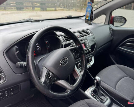 Красный Киа Рио, объемом двигателя 1.4 л и пробегом 100 тыс. км за 7700 $, фото 10 на Automoto.ua