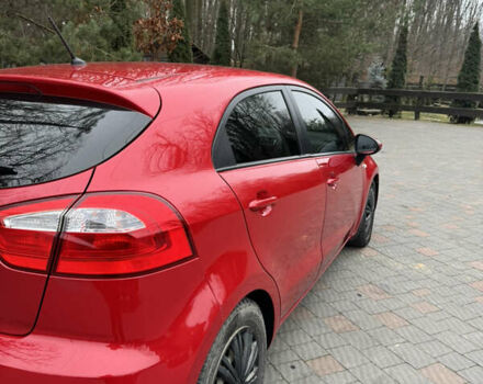 Красный Киа Рио, объемом двигателя 1.4 л и пробегом 100 тыс. км за 7700 $, фото 7 на Automoto.ua