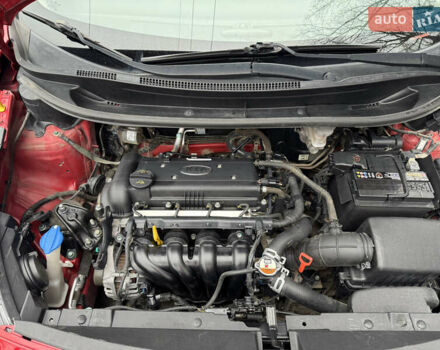 Красный Киа Рио, объемом двигателя 1.4 л и пробегом 100 тыс. км за 7700 $, фото 13 на Automoto.ua