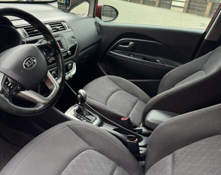 Красный Киа Рио, объемом двигателя 1.4 л и пробегом 100 тыс. км за 7700 $, фото 9 на Automoto.ua