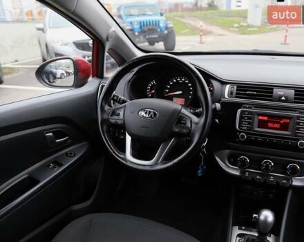 Красный Киа Рио, объемом двигателя 1.4 л и пробегом 77 тыс. км за 12000 $, фото 8 на Automoto.ua