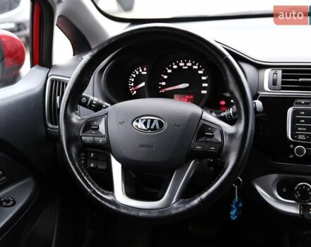Красный Киа Рио, объемом двигателя 1.4 л и пробегом 77 тыс. км за 12000 $, фото 11 на Automoto.ua