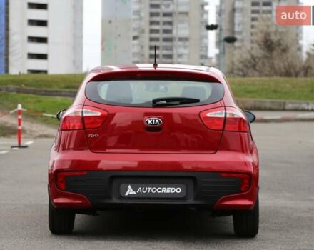 Красный Киа Рио, объемом двигателя 1.4 л и пробегом 77 тыс. км за 12000 $, фото 4 на Automoto.ua