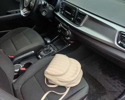 Красный Киа Рио, объемом двигателя 1.6 л и пробегом 47 тыс. км за 15300 $, фото 4 на Automoto.ua