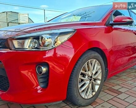 Красный Киа Рио, объемом двигателя 1.4 л и пробегом 24 тыс. км за 12400 $, фото 2 на Automoto.ua