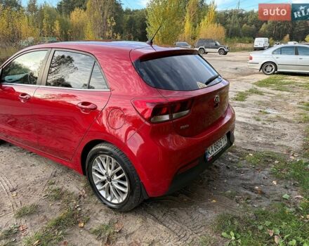 Красный Киа Рио, объемом двигателя 1.37 л и пробегом 100 тыс. км за 14500 $, фото 5 на Automoto.ua