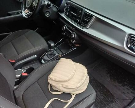 Красный Киа Рио, объемом двигателя 1.6 л и пробегом 46 тыс. км за 15900 $, фото 4 на Automoto.ua