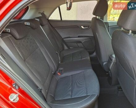 Красный Киа Рио, объемом двигателя 1.4 л и пробегом 24 тыс. км за 12400 $, фото 13 на Automoto.ua