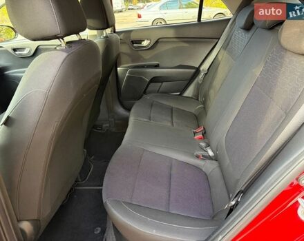 Красный Киа Рио, объемом двигателя 1.37 л и пробегом 100 тыс. км за 14500 $, фото 10 на Automoto.ua