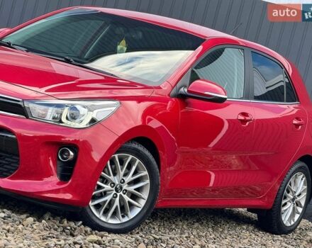 Красный Киа Рио, объемом двигателя 1.4 л и пробегом 23 тыс. км за 15500 $, фото 5 на Automoto.ua
