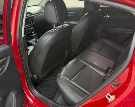 Красный Киа Рио, объемом двигателя 1.59 л и пробегом 82 тыс. км за 13500 $, фото 9 на Automoto.ua