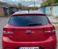 Красный Киа Рио, объемом двигателя 1.37 л и пробегом 86 тыс. км за 13000 $, фото 5 на Automoto.ua