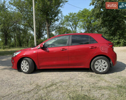 Красный Киа Рио, объемом двигателя 1.4 л и пробегом 24 тыс. км за 15800 $, фото 14 на Automoto.ua