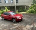 Красный Киа Рио, объемом двигателя 1.3 л и пробегом 300 тыс. км за 2200 $, фото 3 на Automoto.ua