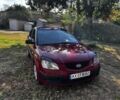 Красный Киа Рио, объемом двигателя 1.4 л и пробегом 255 тыс. км за 2806 $, фото 3 на Automoto.ua