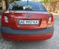 Красный Киа Рио, объемом двигателя 1.4 л и пробегом 215 тыс. км за 4625 $, фото 6 на Automoto.ua
