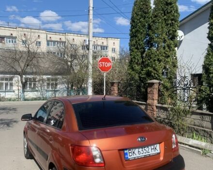 Красный Киа Рио, объемом двигателя 1.5 л и пробегом 377 тыс. км за 3500 $, фото 11 на Automoto.ua