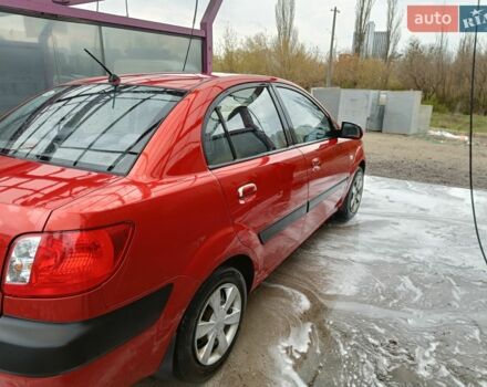 Красный Киа Рио, объемом двигателя 1.3 л и пробегом 230 тыс. км за 4500 $, фото 8 на Automoto.ua