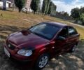 Красный Киа Рио, объемом двигателя 1.4 л и пробегом 255 тыс. км за 2806 $, фото 5 на Automoto.ua