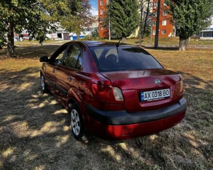 Красный Киа Рио, объемом двигателя 1.4 л и пробегом 255 тыс. км за 2806 $, фото 4 на Automoto.ua