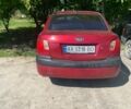 Красный Киа Рио, объемом двигателя 1.4 л и пробегом 249 тыс. км за 2600 $, фото 3 на Automoto.ua