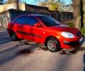 Красный Киа Рио, объемом двигателя 1.4 л и пробегом 270 тыс. км за 3300 $, фото 1 на Automoto.ua