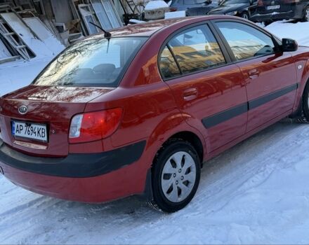 Червоний Кіа Ріо, об'ємом двигуна 1.4 л та пробігом 154 тис. км за 3950 $, фото 4 на Automoto.ua