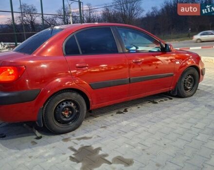 Красный Киа Рио, объемом двигателя 1.4 л и пробегом 185 тыс. км за 5000 $, фото 6 на Automoto.ua