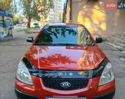 Красный Киа Рио, объемом двигателя 1.4 л и пробегом 173 тыс. км за 5900 $, фото 1 на Automoto.ua