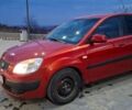 Красный Киа Рио, объемом двигателя 1.4 л и пробегом 185 тыс. км за 4500 $, фото 1 на Automoto.ua