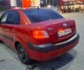 Красный Киа Рио, объемом двигателя 1.4 л и пробегом 185 тыс. км за 4500 $, фото 4 на Automoto.ua