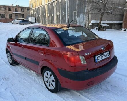 Червоний Кіа Ріо, об'ємом двигуна 1.4 л та пробігом 154 тис. км за 3950 $, фото 5 на Automoto.ua