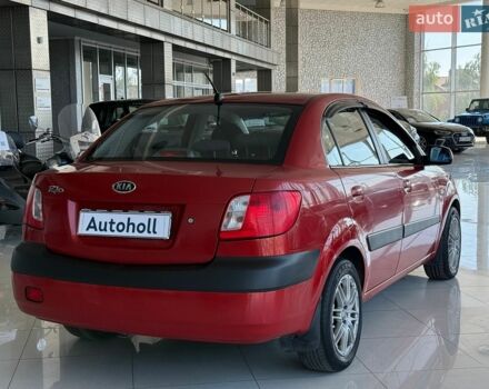 Красный Киа Рио, объемом двигателя 1.4 л и пробегом 190 тыс. км за 4490 $, фото 3 на Automoto.ua