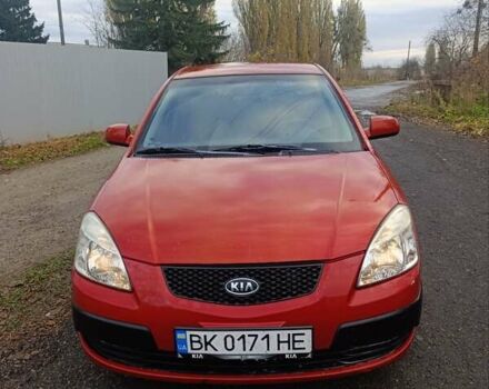 Червоний Кіа Ріо, об'ємом двигуна 1.49 л та пробігом 260 тис. км за 3950 $, фото 7 на Automoto.ua