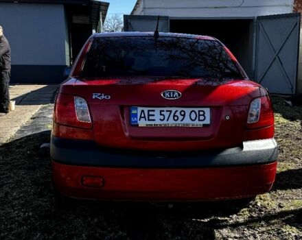 Червоний Кіа Ріо, об'ємом двигуна 1.4 л та пробігом 136 тис. км за 4200 $, фото 2 на Automoto.ua
