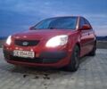 Красный Киа Рио, объемом двигателя 1.4 л и пробегом 185 тыс. км за 4500 $, фото 1 на Automoto.ua
