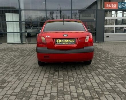 Красный Киа Рио, объемом двигателя 1.4 л и пробегом 274 тыс. км за 4100 $, фото 5 на Automoto.ua