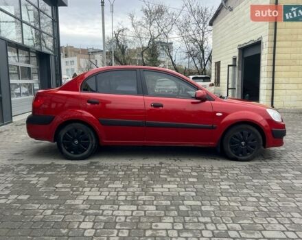 Красный Киа Рио, объемом двигателя 1.4 л и пробегом 274 тыс. км за 4100 $, фото 7 на Automoto.ua