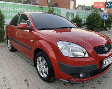 Красный Киа Рио, объемом двигателя 1.4 л и пробегом 24 тыс. км за 6800 $, фото 3 на Automoto.ua