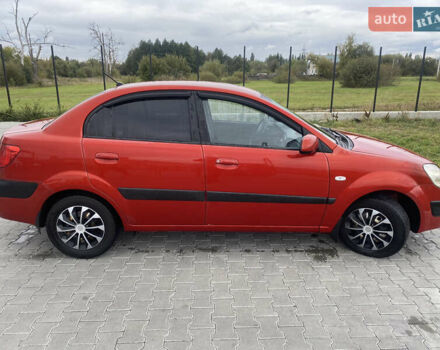 Кіа Ріо 2008 у Бородянке на Automoto.ua Червоний Кіа Ріо, об'ємом двигуна 1.4 л та пробігом 290 тис. км за 3999 $, фото 4 на Automoto.ua